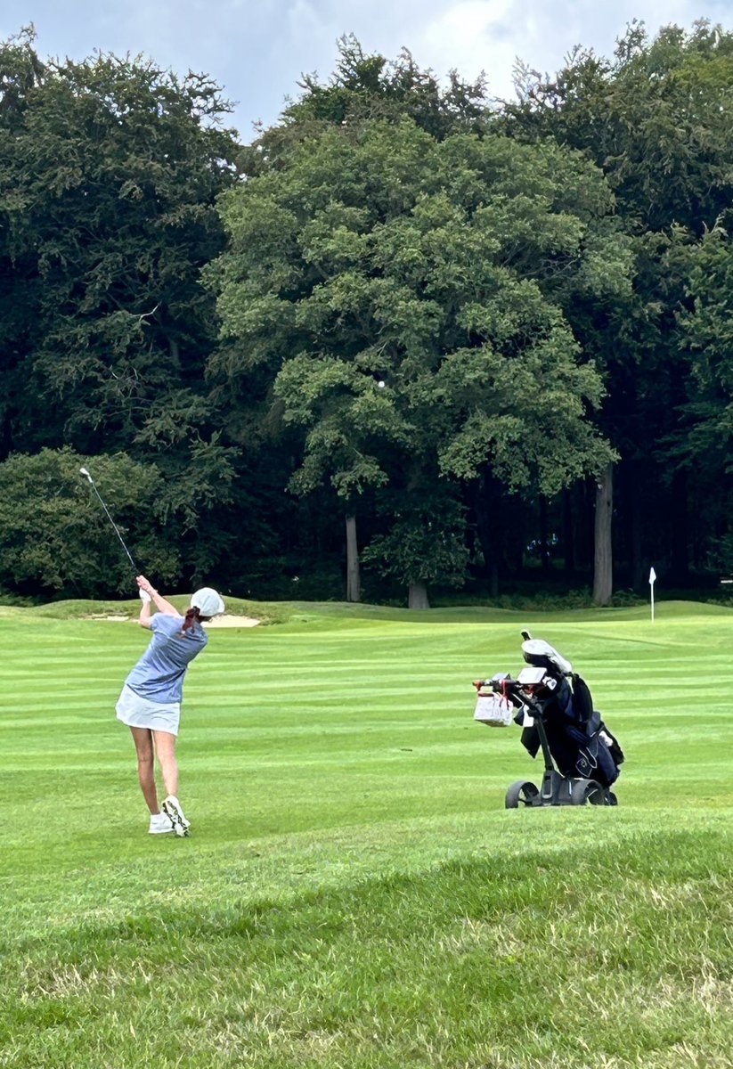 rolygolf's tweet photo. Great few days watching and learning how we can help the @EnglandGolf East Region girls at the U18’s Championship. To find out what we do or to apply https://t.co/pSkLdmwbur https://t.co/nrt0mvm39i