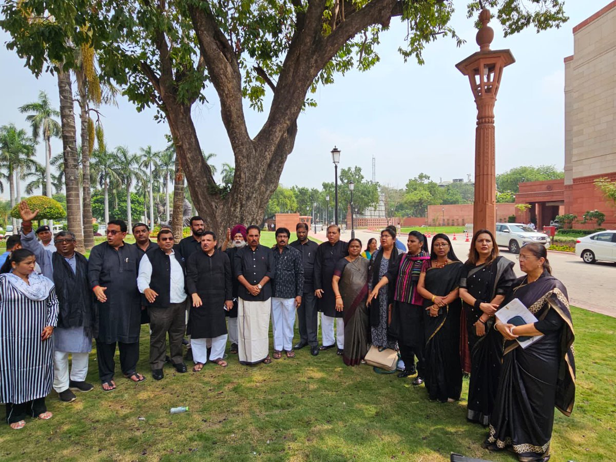 AITCofficial's tweet photo. Protesting against the ongoing Manipur violence, all INDIA MPs in the Parliament wore an all-black attire.

While PM @narendramodi remains occupied with inaugurations and perception management, the entire opposition stands united.

Our thoughts and prayers are with Manipur and we will continue to fight against the tyrannical regime of @BJP4India.

Prime Minister, you must break your SILENCE!