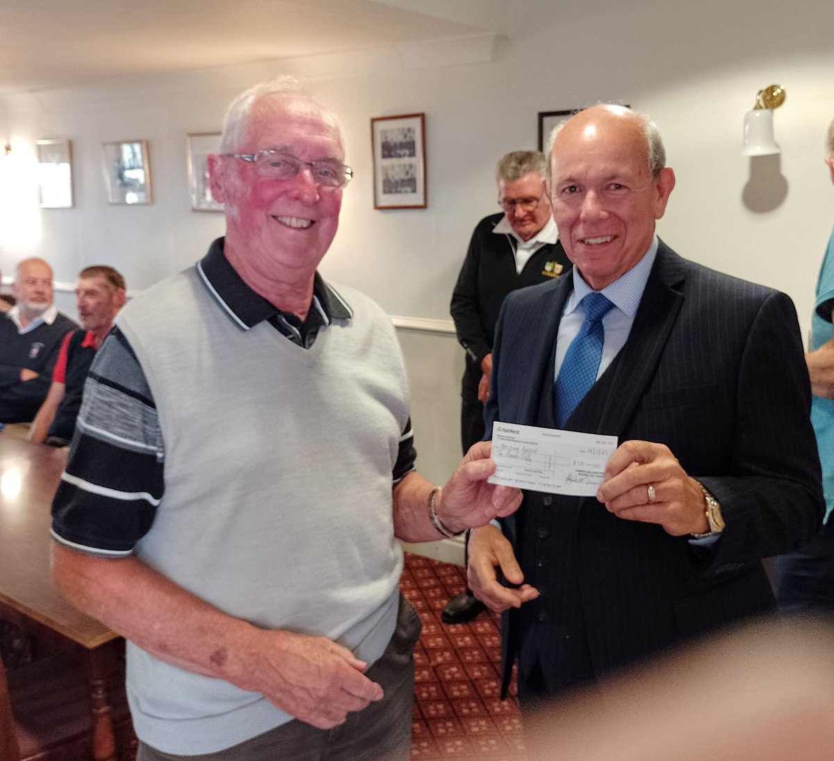 ProvinceofCandW's tweet photo. It was the Provincial golf tournament this last week held at Appleby golf course.Stuart Webb, of Underley Lodge won the day and they donated an amazing £2K to the festival. Our DPGM, Bill Morley was presented the winning trophy and happily received the donation for the festival https://t.co/ULzAiC7Pna