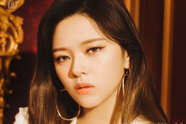 Görünüşe göre TWICE Jeongyeon, önümüzdeki 2 yıl içinde bir aktris olarak çıkış yapmakla kesinlikle ilgilenmiyor. Ancak, “yasal zorunluluk/anlaşma"  nedeniyle buna zorlanabilir.

#TWICE #twiceprediction #kpopprediction #kpoppredictions #JEONGYEON