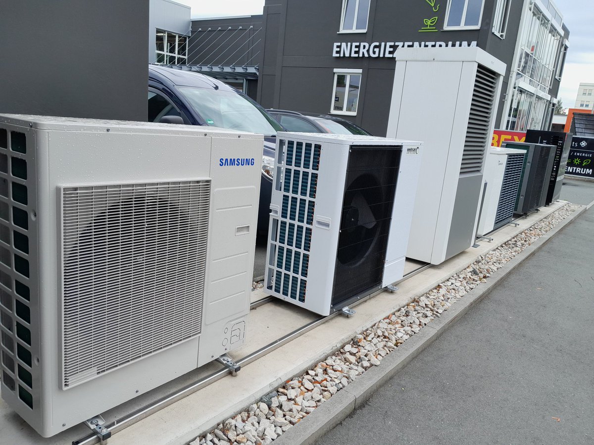 HolzheuStefan's tweet image. #Triggerwarnung!

Das folgende Bildmaterial ist nicht für psychisch labile liberal/konservative Menschen geeignet!