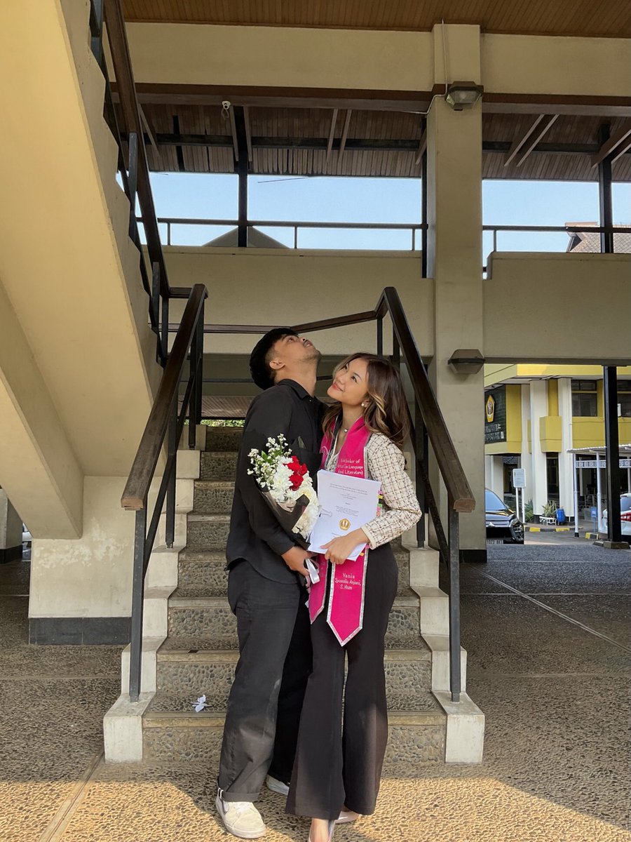sippinmatcha's tweet photo. makatsieh udah selalu mau nemenin skripsian biar jalan otaknya🤓🤓 https://t.co/l69vg0N89v