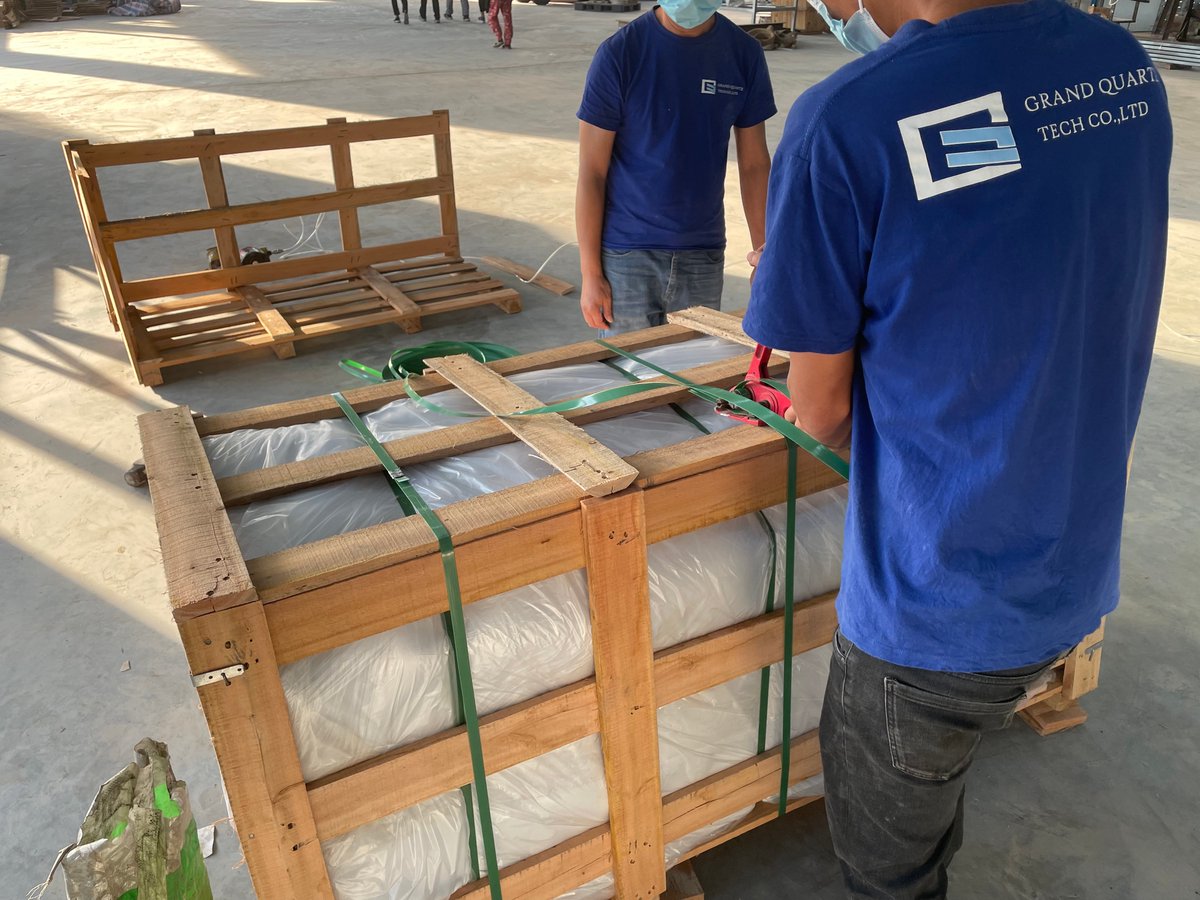 quartz_co's tweet image. GQ-T8001 Gold calcatta quartz slab wholesale. 100% real Thailand factory production, welcome to visit the factory.  #quartzworktop #kitchencounter #kitchencountertops #kitchenworktop #quartz #kitchendesign #countertop #whitequartz #calacatta #slab #quartzslabs #worktop