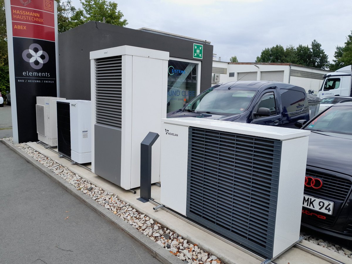 HolzheuStefan's tweet image. #Triggerwarnung!

Das folgende Bildmaterial ist nicht für psychisch labile liberal/konservative Menschen geeignet!