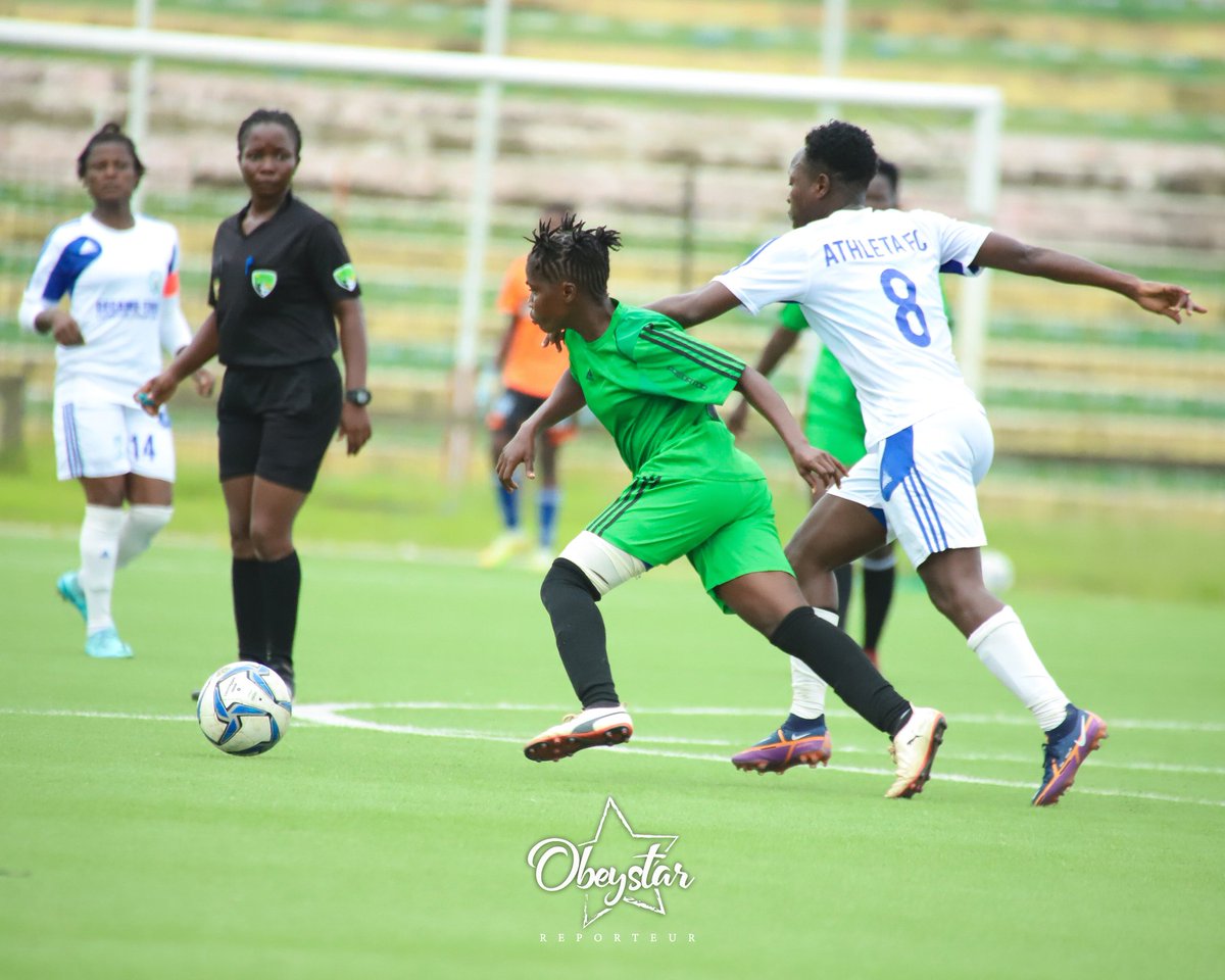 #D1Féminine - 2022-2023
▶️-J5
Groupe 🅰️
US AMOU 1️⃣ 🆚️ 1️⃣ BELIEVER FC 
AMIS DU MONDE 1️⃣ 🆚 1️⃣ AHE FC 
ATHLÈTE FC 0️⃣ 🆚 0️⃣ TEMPÊTE FC 

📸 ©️ Obeystar 
@MinistereSports
@FtfTogolaise
@ObeyStar6

Le désir de bien faire est un puissant moteur@Obeystar Corporation Lomé-Togo.