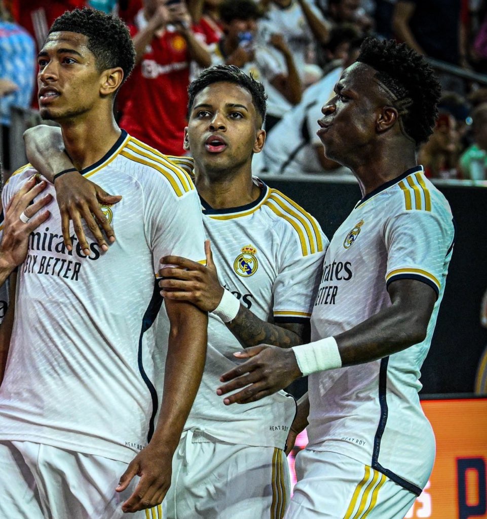 MadridXtra's tweet photo. What a picture. 🤩 https://t.co/RUFfiddt1s