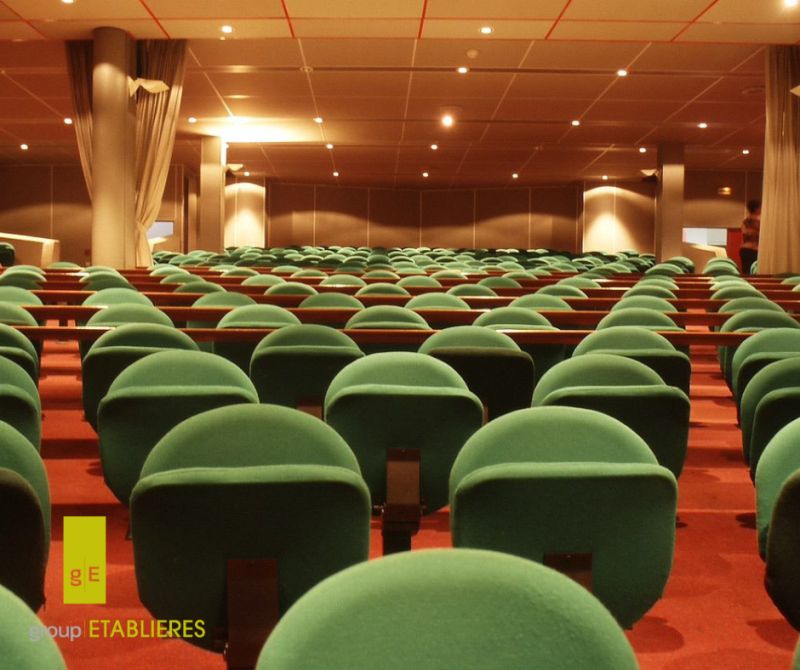 [LOCATION D'ESPACES] Le saviez-vous ❓
👉 Les Établières proposent la #location d'#espaces : #bureaux, #amphithéâtres, salles de réunions,... 👥
👉 𝐼𝓃𝒻𝑜𝓇𝓂𝒶𝓉𝒾𝑜𝓃𝓈 𝑒𝓉 𝒸𝑜𝓃𝓉𝒶𝒸𝓉 𝓅𝑜𝓊𝓇 𝓅𝓇𝑒𝓅𝒶𝓇𝑒𝓇 𝓋𝑜𝓉𝓇𝑒 𝓅𝓇𝑜𝒿𝑒𝓉 : eric.heriaud@etablieres.fr