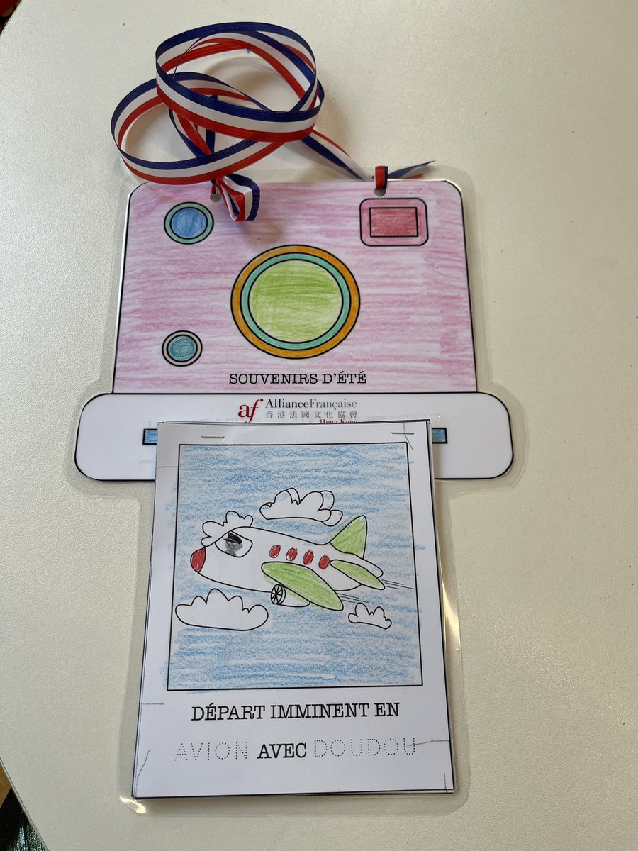 celine_chane's tweet photo. L’heure du bilan ! Un été à l’@afhongkong plein de souvenirs 🤩
#fle #flehk #afhk #maternelles #frenchsummer #learnfrench #summercamp #alliancefrancaise https://t.co/uYn1US0diB