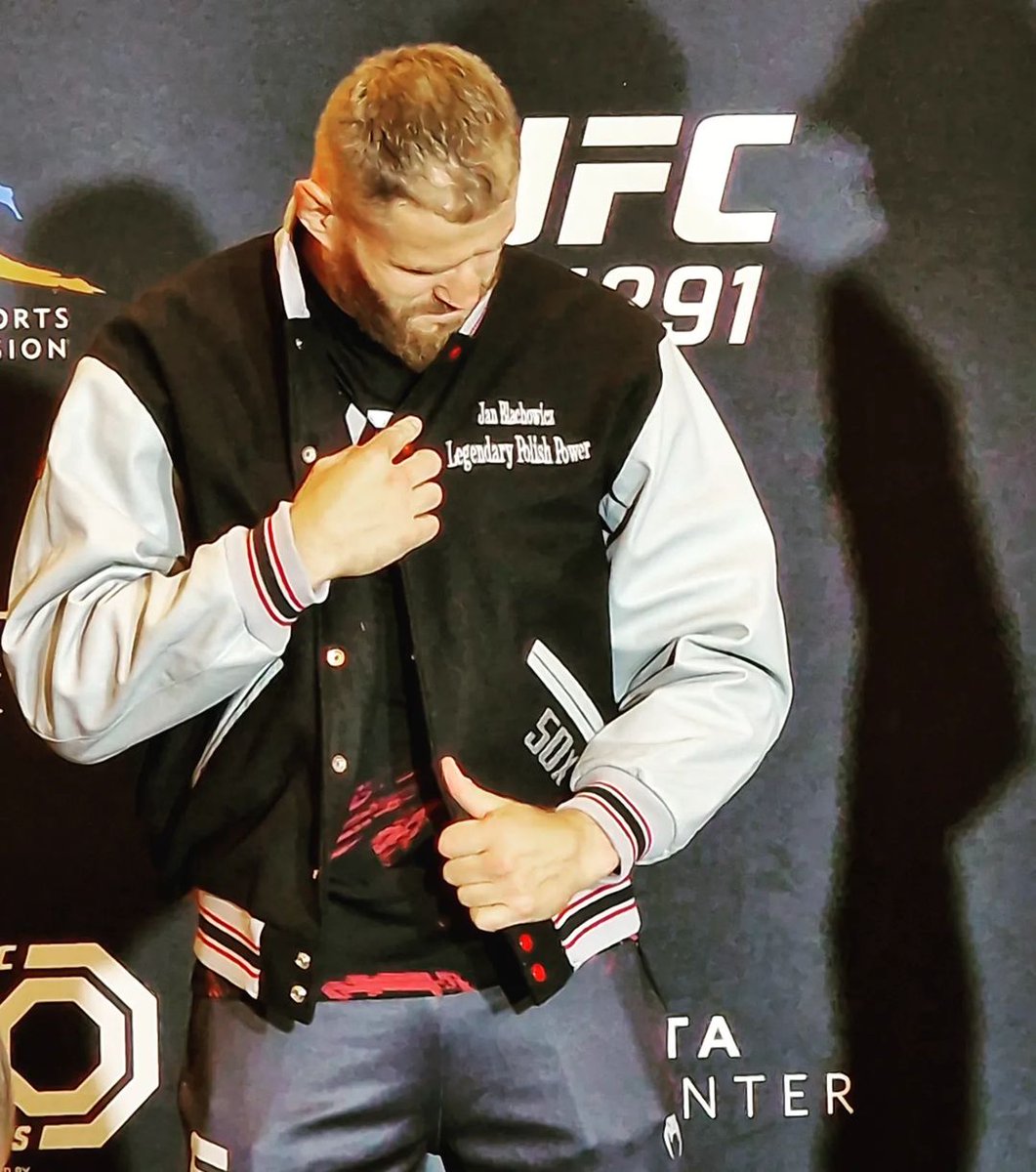 JanBlachowicz's tweet image. I will wear it with pride!
Such a jacket is given only to people who have passed 50 or more negative results on USADA anti-doping tests. 

I believe in clean sport as the way to real success. When I hang up my gloves,