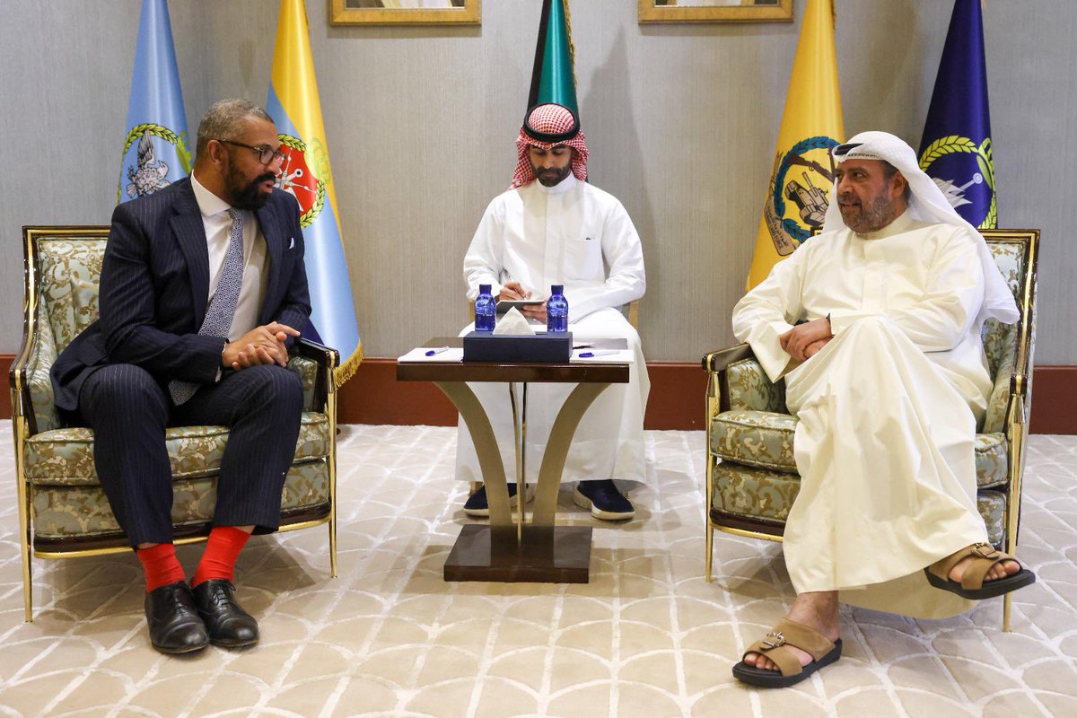 JamesCleverly's tweet photo. As we approach 125 years of friendship, the UK and Kuwait are working together more closely for our mutual benefit.

Thank you for your gracious hospitality @MOFAKuwait 🇬🇧🇰🇼 https://t.co/9vBkSnVwLt