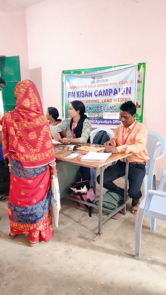 CPMG_Odisha's tweet photo. #PMKISAN account opening camp held at Berboi GP village, Delang Block, Puri. 

More than 30 #PMKISAN accounts opened on the spot. 

#IndiaPostPaymentsBank
#IndiaPost
#FinancialInclusion https://t.co/4qT60OIrP5