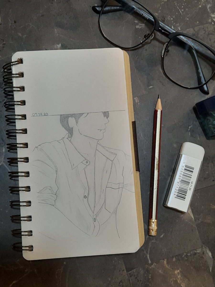 kenmayaman_'s tweet image. late post😁