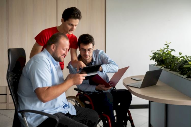 Understand the Difference NDIS Plan Management vs Support Coordinator - bit.ly/3q6Wdag

#NDIS #NDISPlanManagement #SupportCoordinator #disabilitysupport