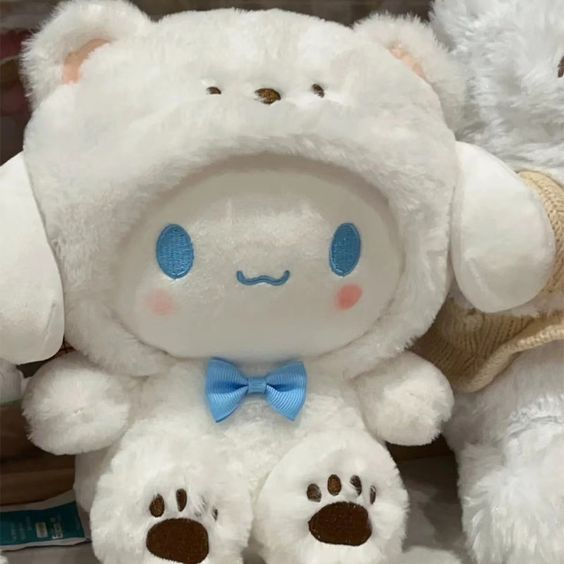 lovesickdoe's tweet photo. cinnamoroll plushies https://t.co/i4eqz0Rfyz