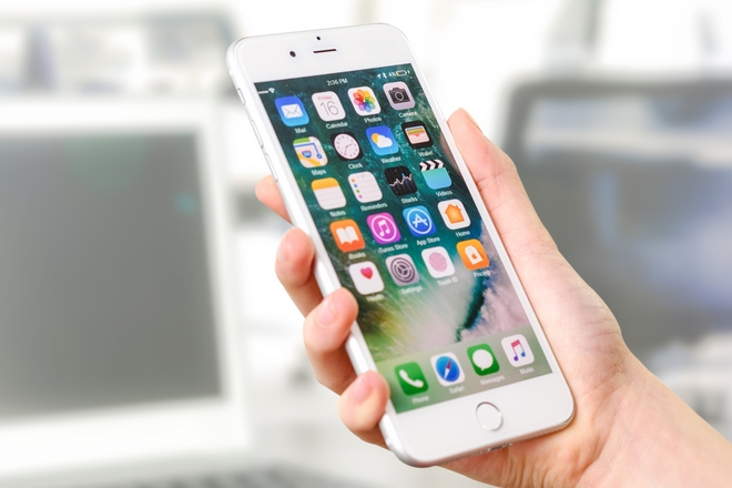 RevueduDigital's tweet image. Apple mis en accusation par l’Autorité de la concurrence sur ses pratiques publicitaires #Apple #Publicité #Data #Traçage #concurrence #IAB #AllianceDigitale larevuedudigital.com/apple-mis-en-a…