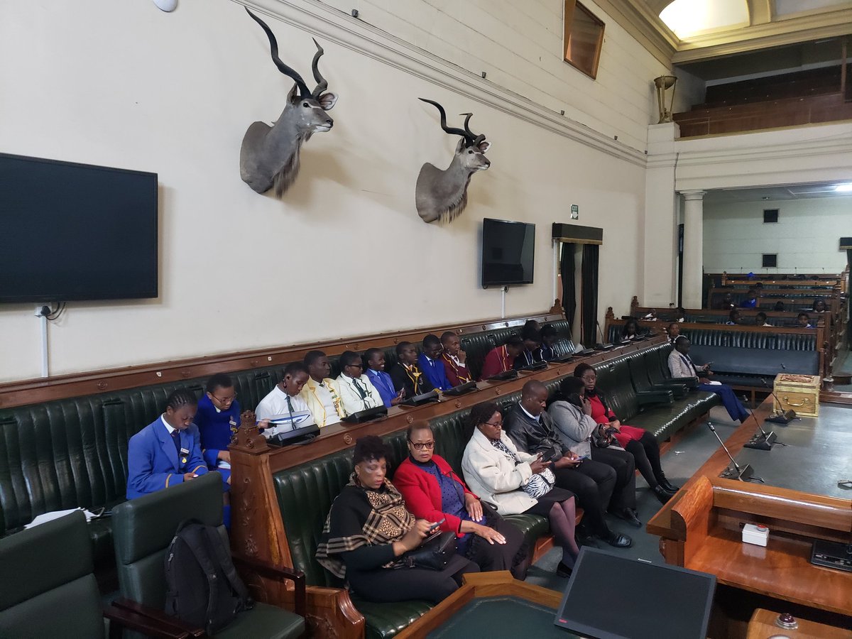 Parliament of Zimbabwe tweet media