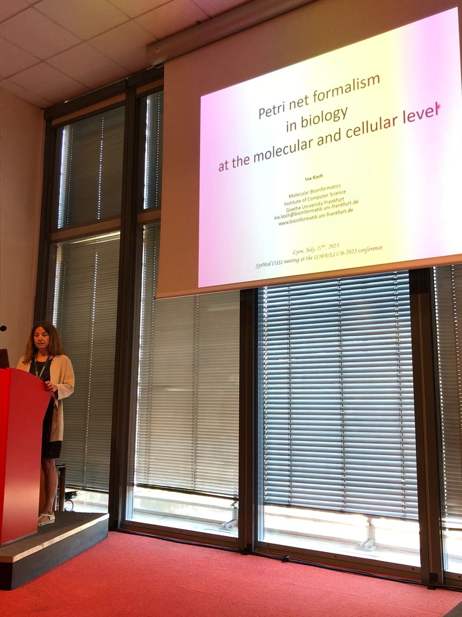 cosi_sysmod's tweet photo. #SysMod kick off at #ISMBECCB2023 with the 1st keynote talk from Dr. Ina Koch. Her talk was titled: "Petri net formalism in biology at the #molecular and #cellular level". 
Session moderated by Dr. Chiara Damiani. https://t.co/j7ZPJhK3u2
