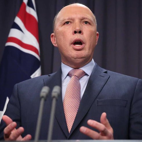 MettaBhavana1's tweet photo. 10 Feb 2021. Home Affairs Minister Peter Dutton's office fast-tracked a $880,000 one-off grant to retail association eight days after they made a $1,500 donation to the Q'lnd LNP at an event Mr Dutton attended for the purpose of personally supporting him. https://t.co/IONBemtsgT https://t.co/mXi93fuxe7