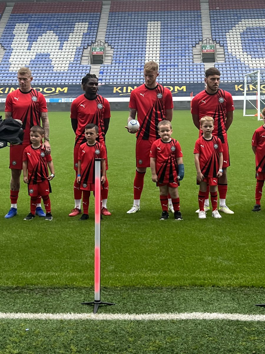 nick_whitty's tweet photo. @LaticsOfficial Thank you for a great day Charlie loved meeting his favourite player. https://t.co/nGaPyG0Cjx