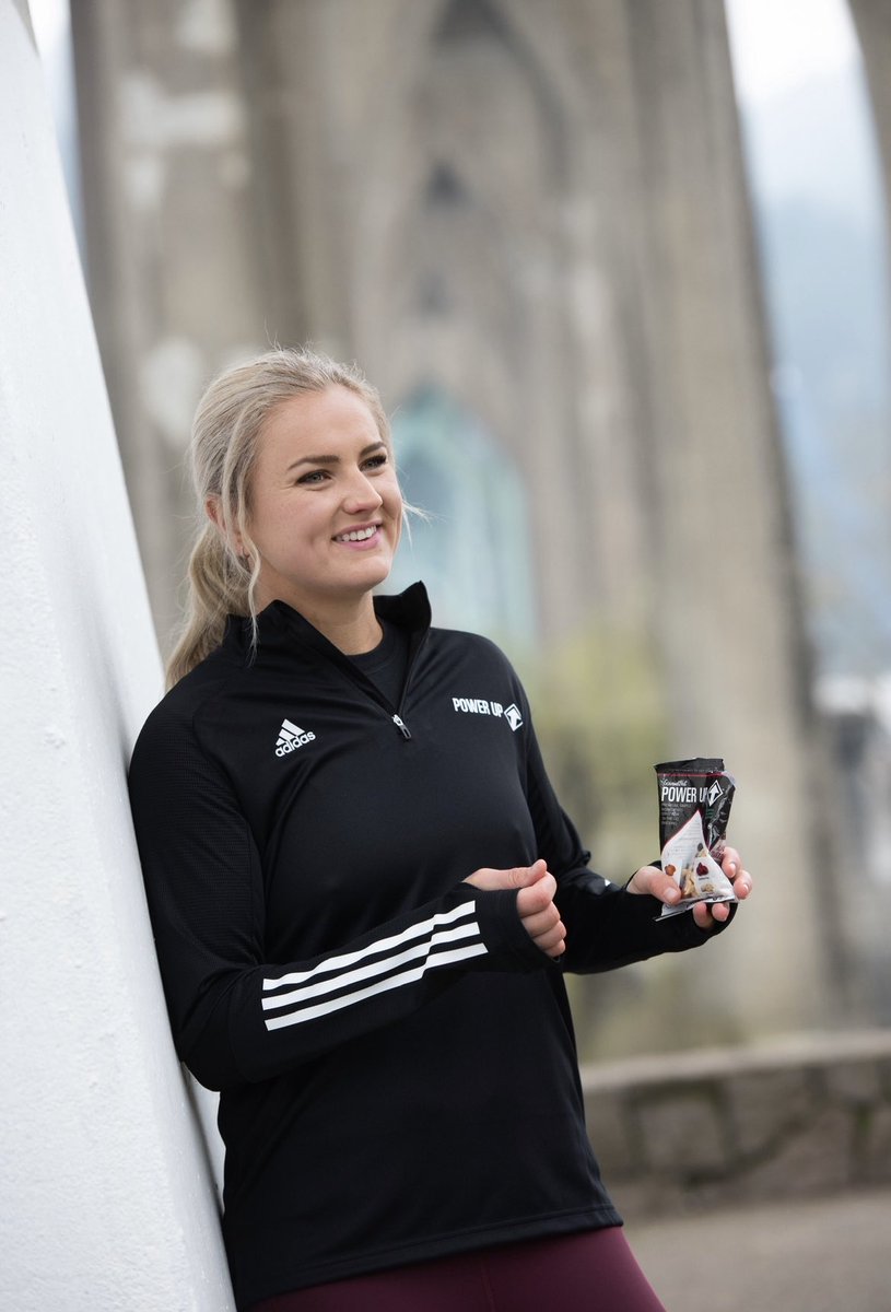 Congrats to <a href="/LindseyHoran/">Lindsey Horan</a> on the goal! ⚽️ #uswnt