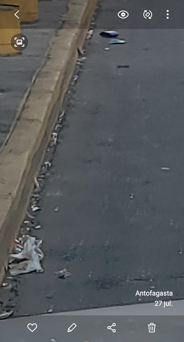 mauricioa71's tweet photo. Asi brilla la perla de #antofagasta y todas sus calles, nunca había visto la ciudad tan abandonada por @AntofagastaMuni @jonathanplan9 https://t.co/LAXmhntmPH