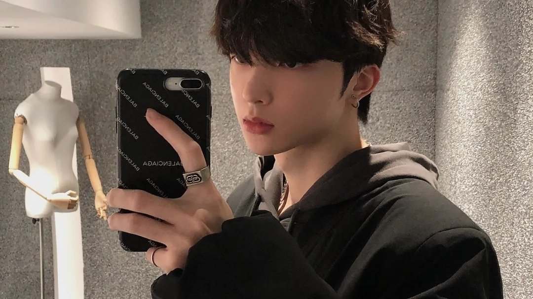 akira tweet media