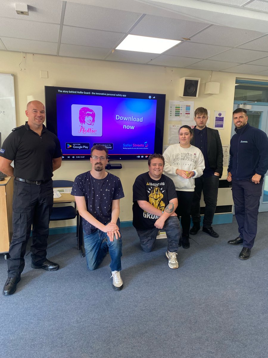 Great to speak with @PrincesTrust group @CheshireFireYouth about the important issue of VAWG. The group were extremely impressed with the features of <a href="/hollie_guard/">Hollie Guard</a> and the investment by <a href="/cheshirepolice/">Cheshire Police</a> and <a href="/CheshirePCC/">Police and Crime Commissioner for Cheshire</a> into this great piece of technology.