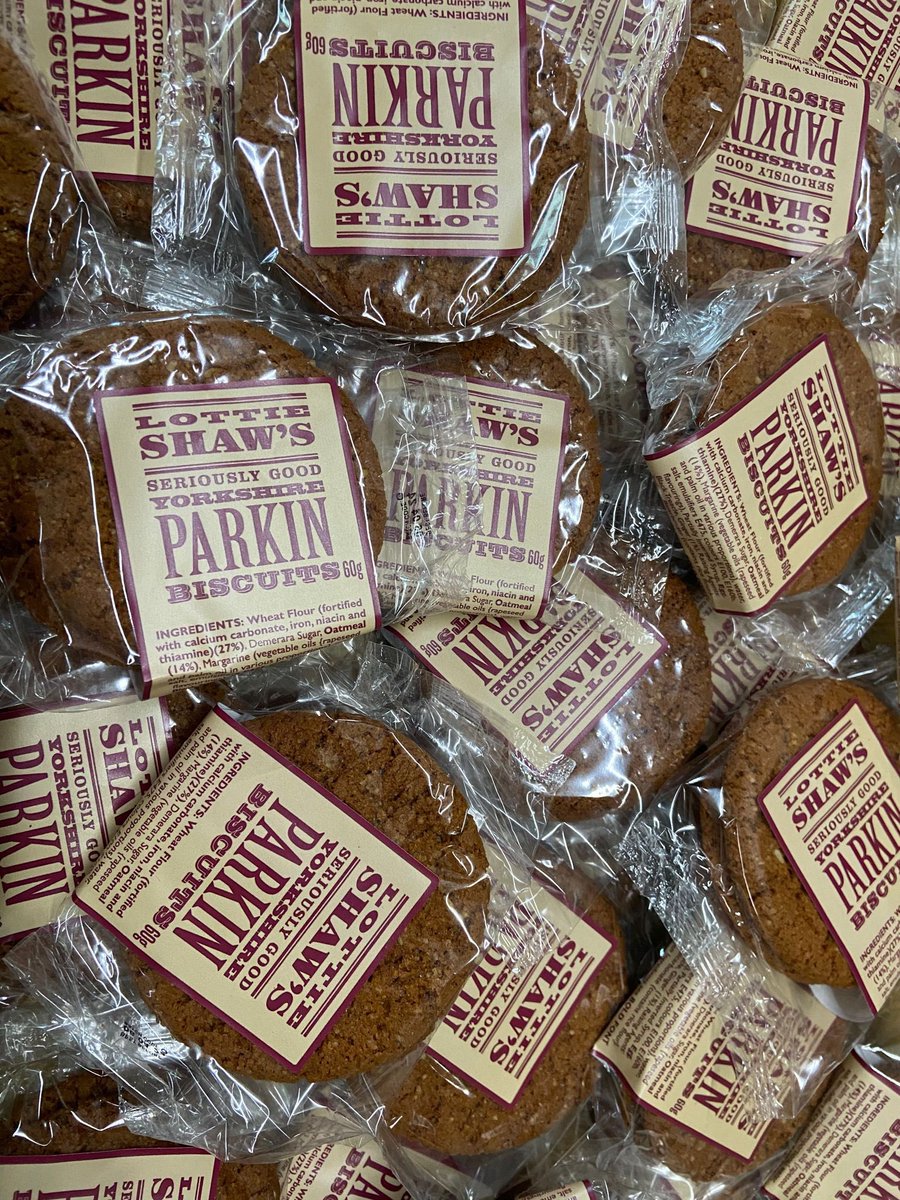 VACLocalLives's tweet photo. Itβs #IndependentRetailMonth!
#VACMember welcome packs always include some @lottieshaws Parkin biscuits, baked right here in Calderdale! β€οΈ
Not a VAC Member yet? Email membership@cvac.org.uk to find out more.
#ImprovingLocalLives https://t.co/VgC43CfhB9