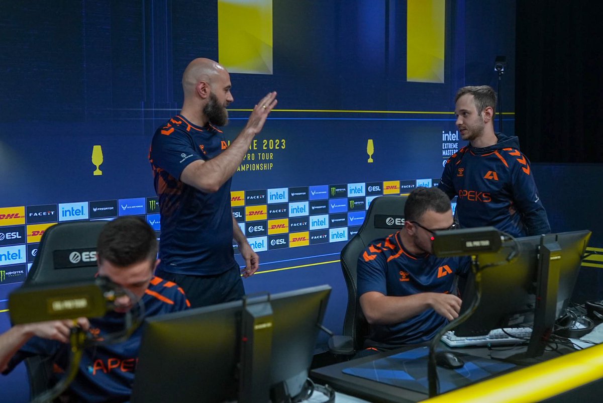 apeksgg's tweet photo. We’re BACK bbyyyyyy 😍

16:10 on Anubis. It will all be decided on Ancient 👀 https://t.co/7MNH7RzwJm