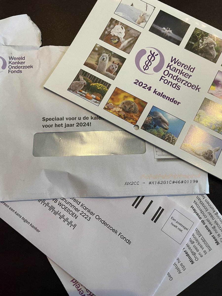 berrylussenburg's tweet photo. Zonde. Een kalender, enveloppe, bijgaand schrijven zo bij het oud papier. Had dit geld maar geïnvesteerd in onderzoek.. @wkof #wkof https://t.co/hnbT6YzBd7