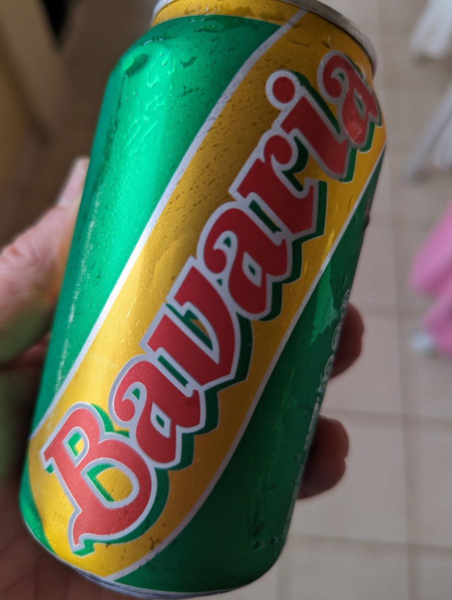 PeterPrincen's tweet photo. In Brazilië heb je een Bavaria biertje van Heineken 😂 #heineken #bavaria https://t.co/B44Bv2buEG