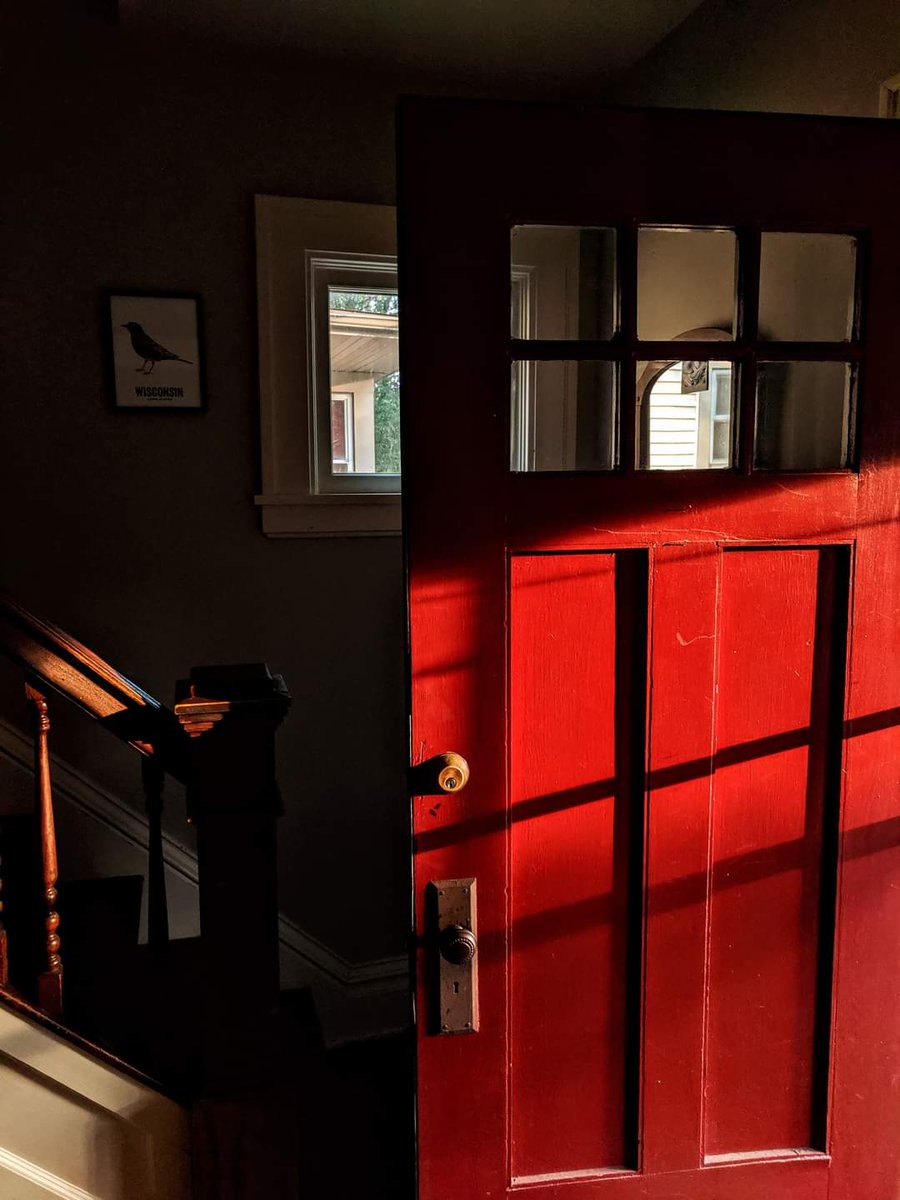 FlakPhoto's tweet photo. It's all about that light and, maybe, the red door. Simple joys.✨ https://t.co/MsvzkHaAnF