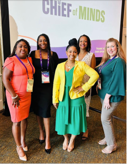 chiefofminds's tweet photo. Feeling valued in the workplace is an important factor in encouraging employee engagement. As HR managers, we know how important it is to create a supportive environment. Your company is on track for growth when you have a strong team! 📈 

#batonrouge #workculture #employee https://t.co/j4ixtwZWIS