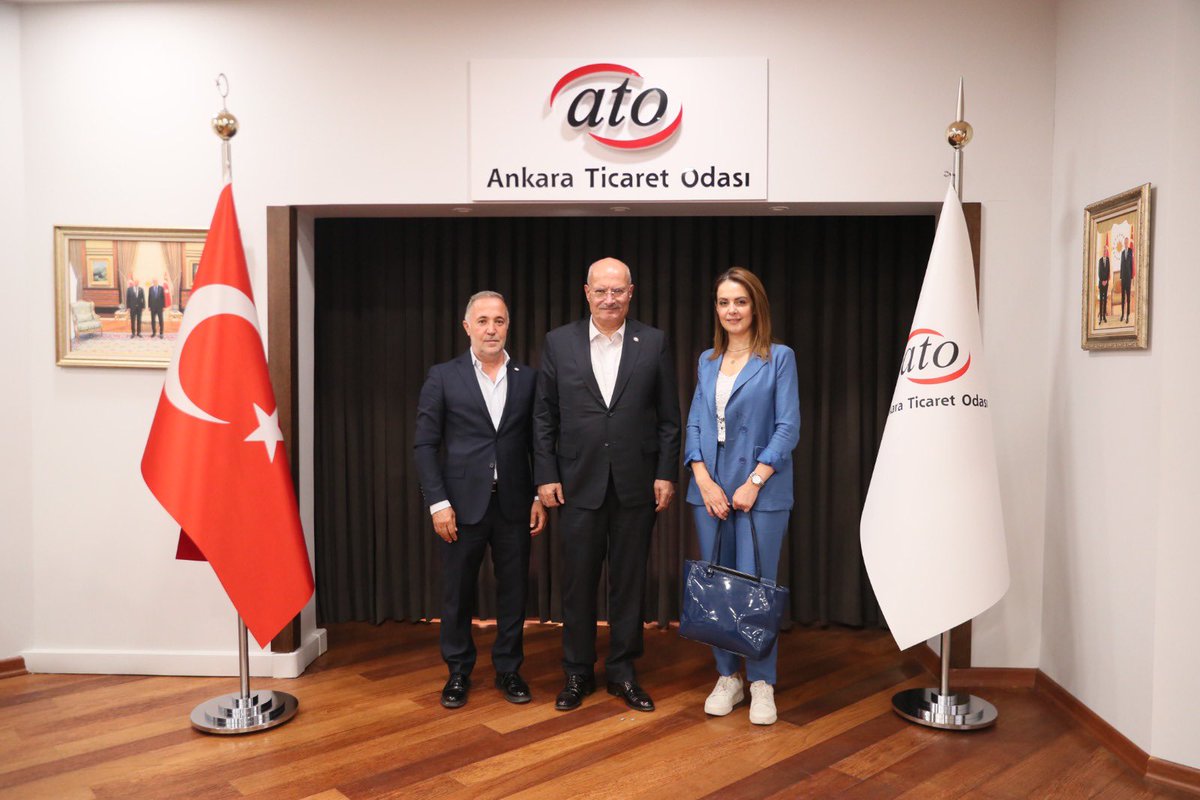 duserrela's tweet photo. İnsana dokunmanın kıymetini hedefleyerek, depremden etkilenmiş binlerce aileye dokunuşlarınızı ve devamını görmenin gururu; sonsuz teşekkür ve minnetle ! 
ATO depremin ilk gününden bu yana bizimleydi.
 @ATOkurumsal @K58Muharrem https://t.co/2QaznAWHZn