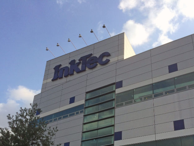 InkTecEurope1's tweet image. Most of our products are self-developed.

Our South Korean production plant uses our own technology &amp;amp; vast experience. That means we can control what we develop and manufacture within our own strict quality &amp;amp; environmental controls.

#largeformatmedia #largeformatinks #SouthKorea