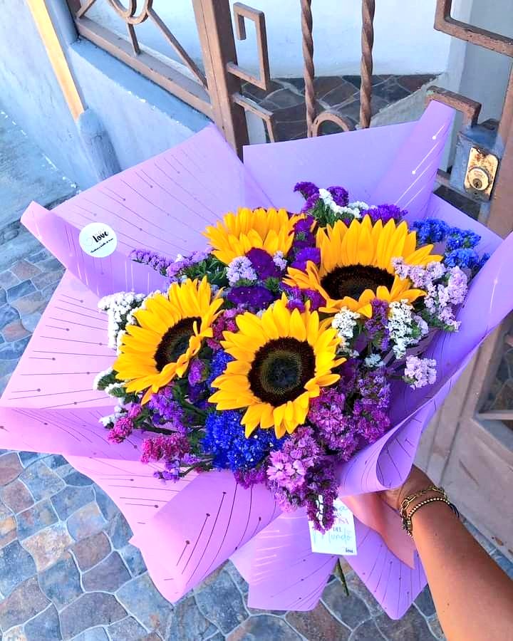 sunflowerchives's tweet photo. sunflowers ❥ https://t.co/oikYtD8jKd