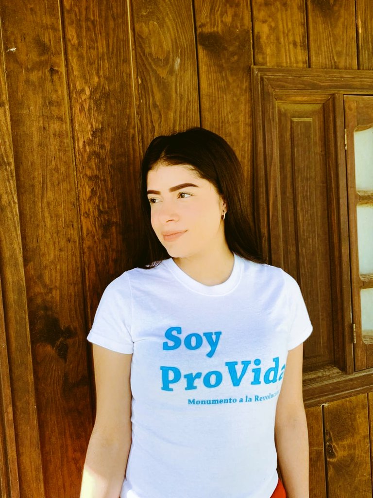 YA ESTÁN A LA VENTA!
#ProVida
Viste nuestras playeras y expresa tus valores con un mensaje importante: 
la defensa de la vida y la familia.
Adquiere la tuya!
Disponible para Dama y caballero.
Envíos a todo México.