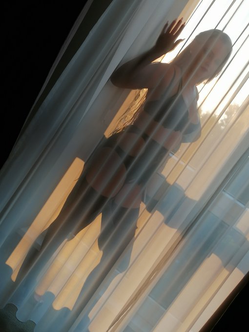 What&rsquo;s the hottest thing I can do for you when I see you? 🥵 😈 😈 https://t.co/ysPqJTRHKH<a href="/tag/miami"class="tags"><span>#miami</span></a>