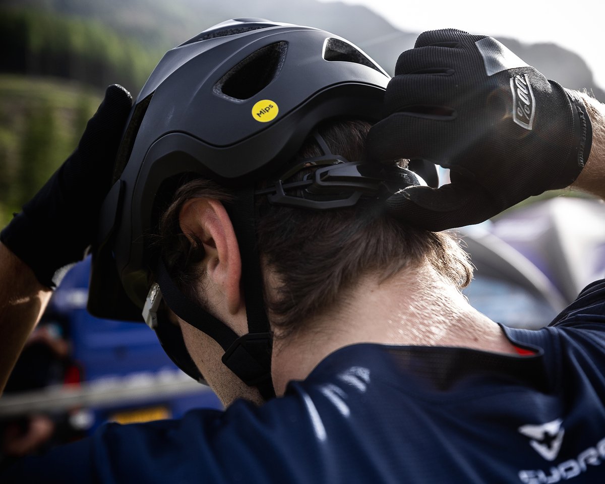 ridegiantbikes's tweet photo. If you’ve ever felt a need to size up and cinch down to get the right feeling of width without pressure, the all-new Rail’s rounder shape offers a more balanced overall feel.
Learn more → https://t.co/ZtCUSmhHPX
#ConquerWithConfidence #RideUnleashed https://t.co/T0lQx98YRE