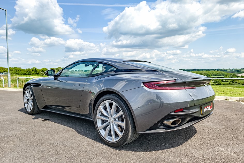 paddlup's tweet photo. Unraveling the Best Value Sports GT for Modern Continent-Crossing Enthusiasts

https://t.co/CHKKFPn0JS

 #AstonMartinDB11 #EngineeringExcellence #LuxuryRedefined #DrivingThrills https://t.co/Lh2MtVAabr