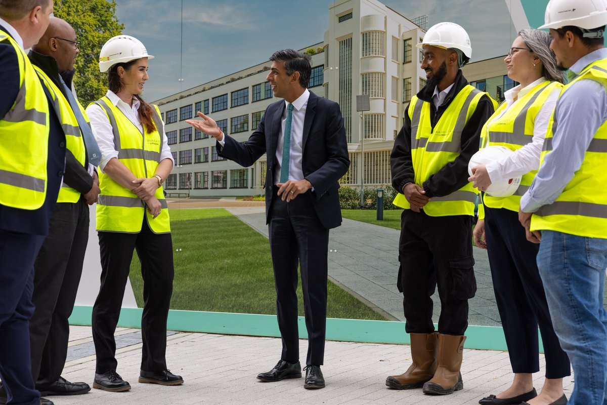 RishiSunak's tweet photo. Today I met some of the people helping us make the dream of home ownership a reality for more Londoners.

Too many people can’t get onto the housing ladder because not enough homes have been built in London.

So I’m stepping in to boost house building where it's most needed. https://t.co/2CUW0HHQHQ
