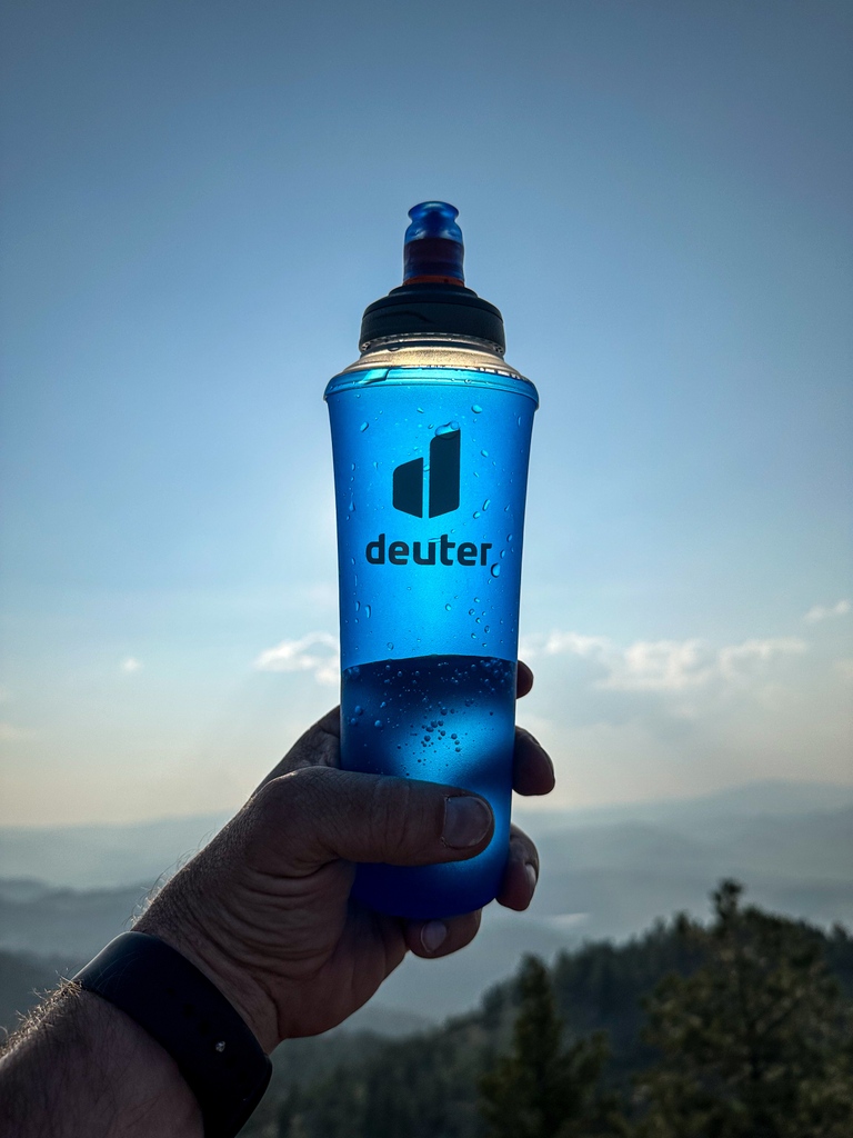 There's been a lot of record setting high temperatures this summer. Don't forget to hydrate when you go outside to exercise. 🧊

📷️ <a href="/moosefish/">John Soltys he/him</a>