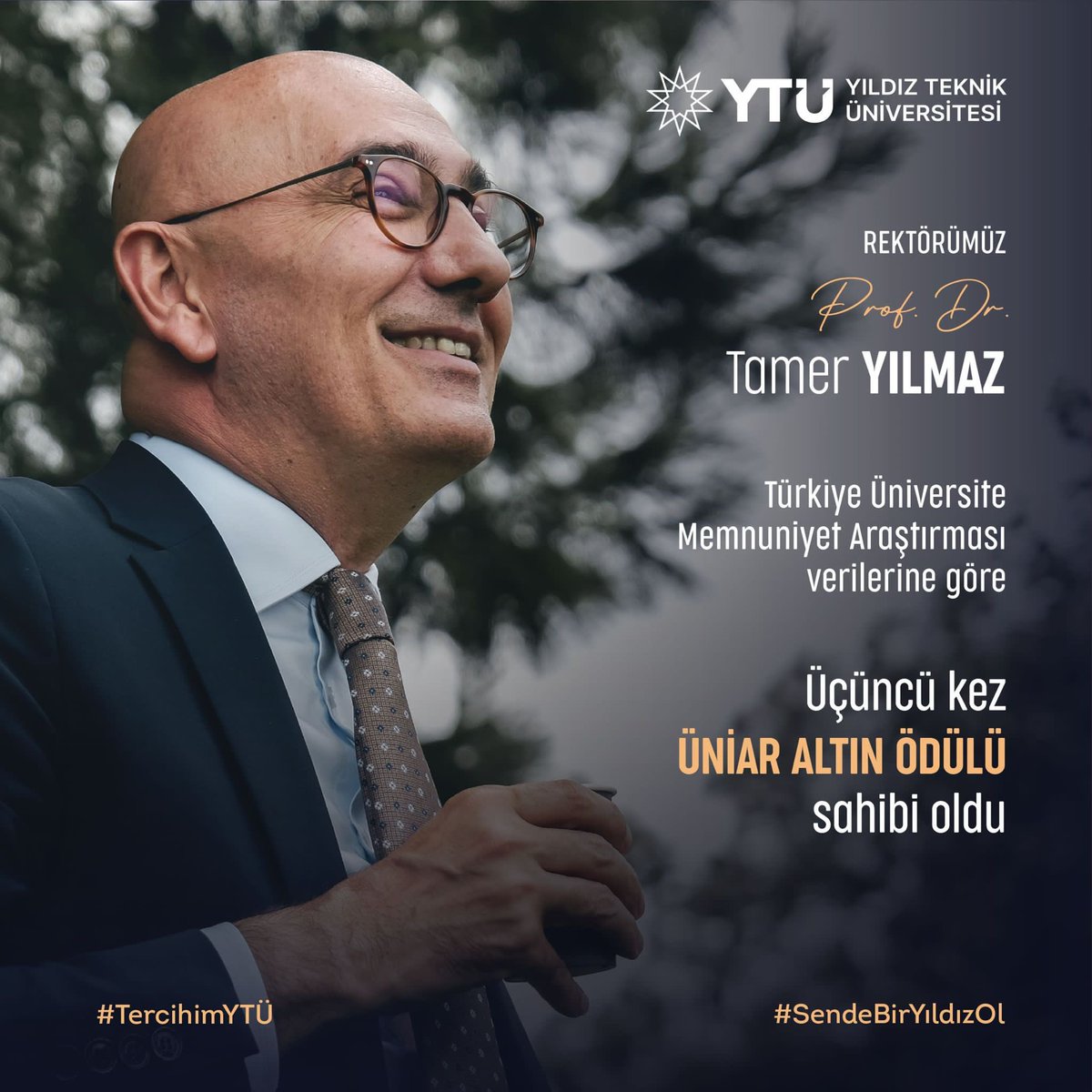 proftameryilmaz's tweet photo. 112 Yıldır parlayan, 36 Yıldır üyesi olduğum ve son üç yıldır Rektör olarak görev yaptığım büyük YTÜ camiası, en değerli varlığımız olan öğrencilerimizin oylarıyla zirvede (Türkiye Üniversite Memnuniyet Araştırması TÜMA-2023). 
YTÜ’den aldığım enerji ile Rektör Performansı Değerlendirmesinde altın ödüle layık görüldüm. 
Üniversitemizi zirvelerde dolaştıran tüm akademik ve idari kadrolarımıza, öğrencilerimize, mezunlarımıza, teknoparkımıza ve vakfımıza ve tüm paydaşlarımıza teşekkür ediyorum. Yıldızımız hep parlasın. 🌟💫🌟
#TercihimYTÜ
#SendeBirYıldızOl