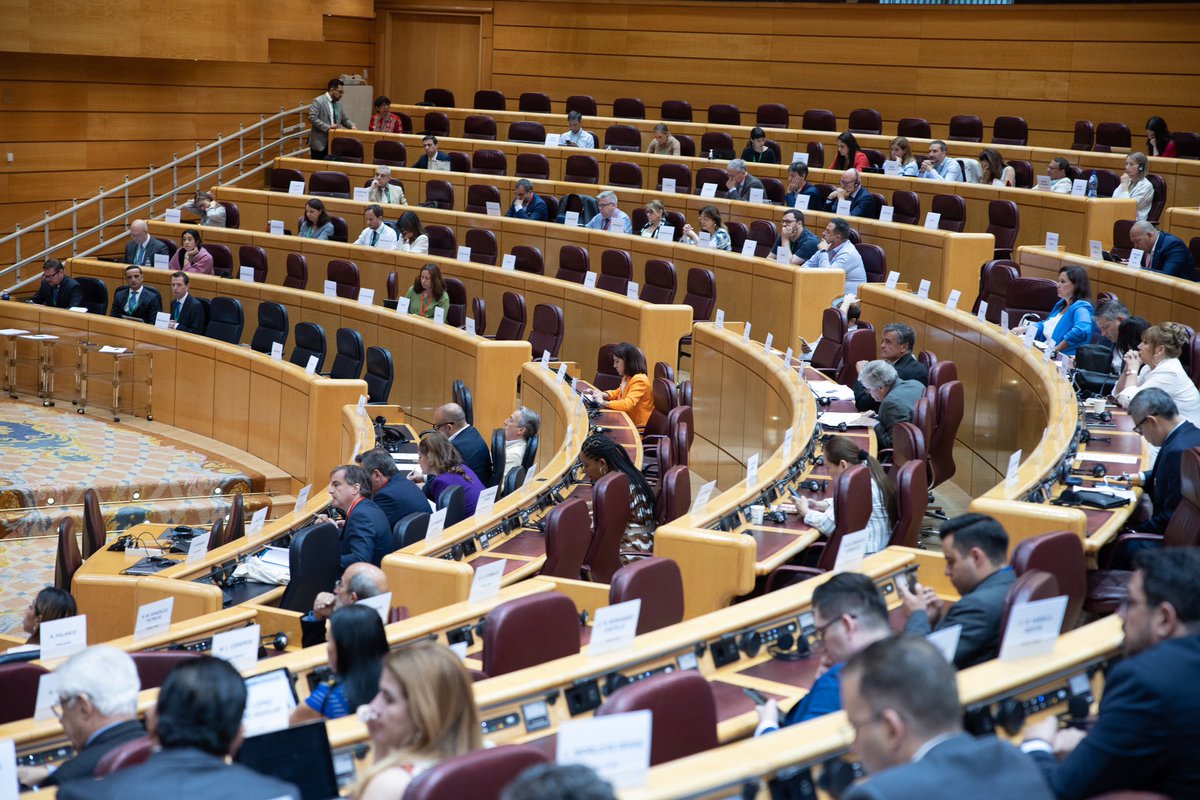 Europarl_ES's tweet photo. 🇪🇺La XV Sesión Plenaria Ordinaria de la Asamblea EuroLat ha llegado a su fin. 

🌎 Durante cuatro días, Madrid ha sido el centro de las relaciones entre la UE y América Latina.

🔍 ¿Cuáles han sido las conclusiones de #EuroLatMadrid? 

Nota de prensa 👉 https://t.co/G2eyiwVfpD https://t.co/xXkkJh9a5r