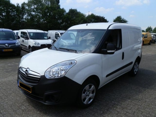 TheMuleFactor's tweet photo. Dear #Fellas, I want to drive my van from Amsterdam to Ukraine and donate it. It's not a military vehicle, but useful for transport: food, etc. I'd like to get feedback from #NAFO members: who do you know who needs a van, and what I could best fill with it when I come :) https://t.co/E0V9akGnAh