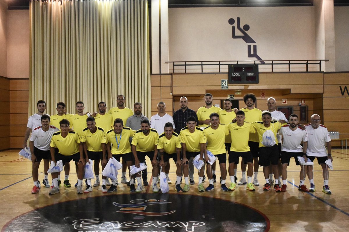 fsalagarcia's tweet photo. 📸👉🏼 Aquest dijous al matí hem rebut la visita de Xavier Fernàndez, conseller d'Esports, Infància i Joventut, i Nino Marot, conseller de Turisme i Reactivació Econòmica al Comú d’Encamp.
#LaNostraEmpenta
#FemUnPasMés https://t.co/a1E9qRTxss