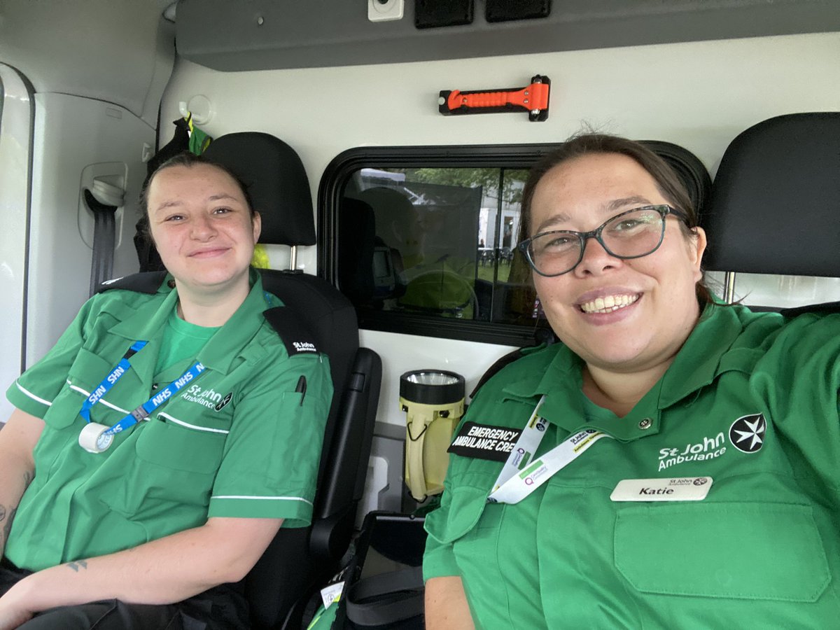 Crewing today at Cambs Folks Fest with Lily  day 1/3 #MySJADay #CCF  <a href="/SJAEast/">SJA East region</a>