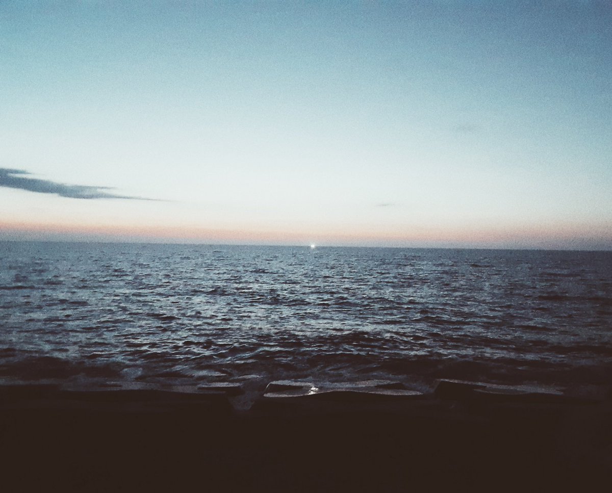 _eito_88's tweet photo. 歳取るとなかなか時間作るの大変だけど、夏はやっぱり海が見たくなる。
着くまでヨダレたらして寝てられる世界観ありがたい。 https://t.co/iA7BSE4ipS