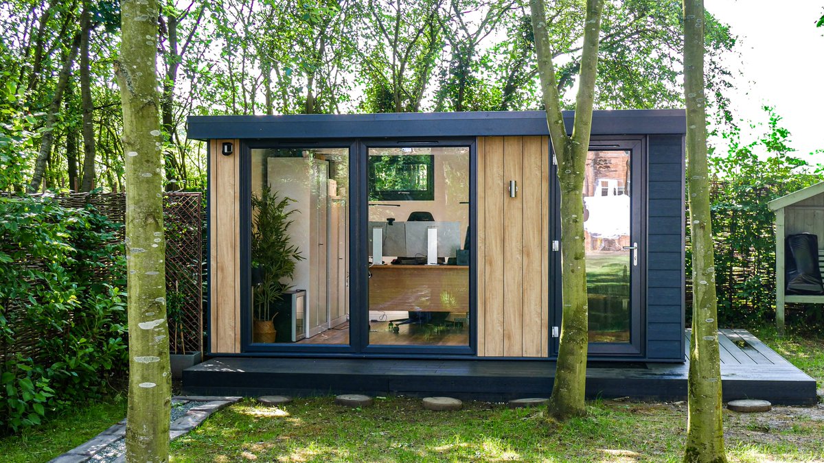 eygwindows's tweet photo. Woodland retreat 🌲🌿

This garden room install makes working from home a real pleasure. Nestled in the woodland of the owner's grounds, we can't think of a nicer place to work.

Read more here https://t.co/9FOfKbgdyJ... https://t.co/LZ0bxp41x9