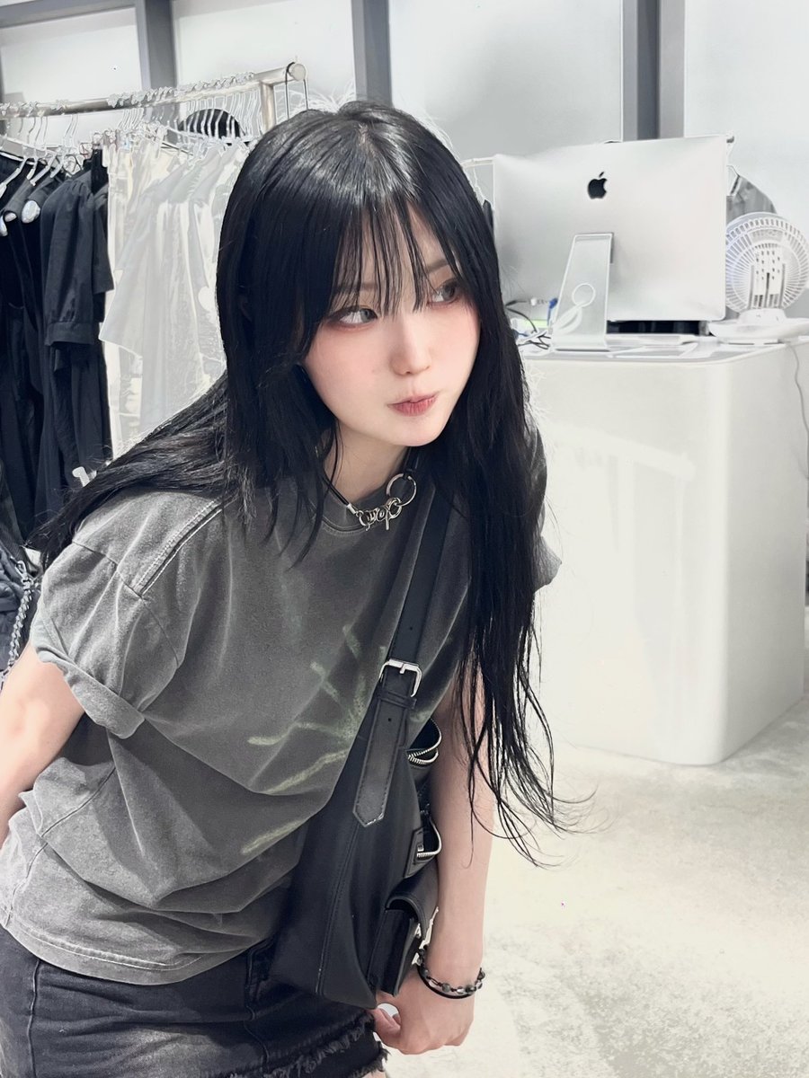 DU_PREE_'s tweet photo. 헐! 실내 색보정 정보입니다 ^ ̳ට ̫ ට ̳^
저기서 조금씩 조정하면 됨
그림자지면 얼굴 갈색 되는 거 싫어서 이렇게 해여 https://t.co/HQTsNgVUsC